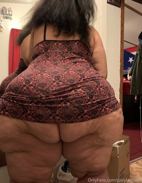 Juicylatina69 onlyfans nude