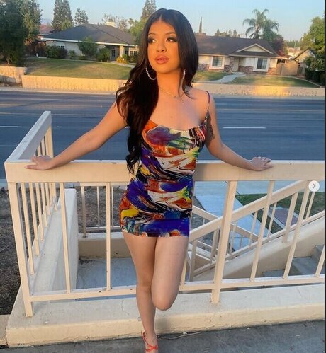 mia krystal xxx onlyfans