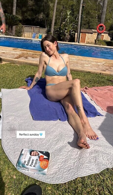 Jennifer Lange onlyfans sex leaks