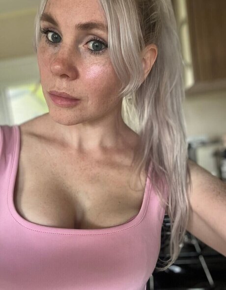 Donna Shepherd en onlyfans