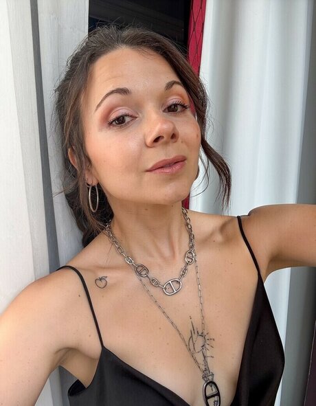 Juju Fitcats onlyfans pics