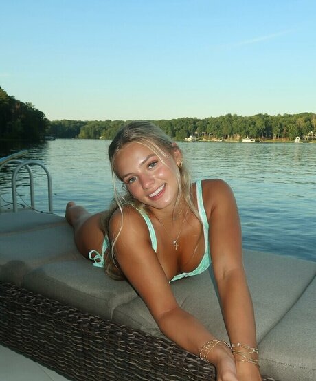 Jessica Farewell porn onlyfans leaks