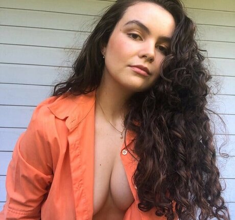 Lucy Holz onlyfans porn