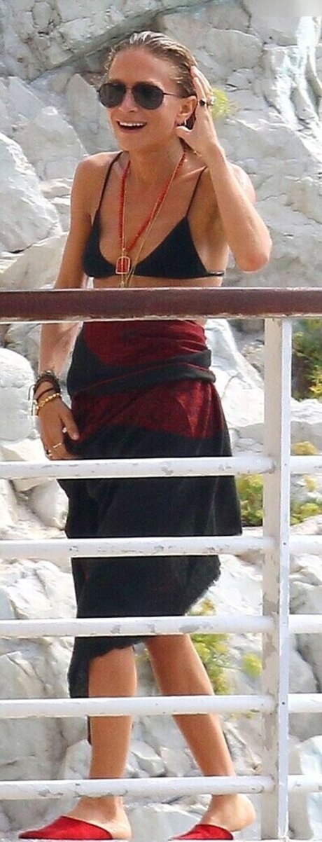 Olsen Twins onlyfans naked leaks