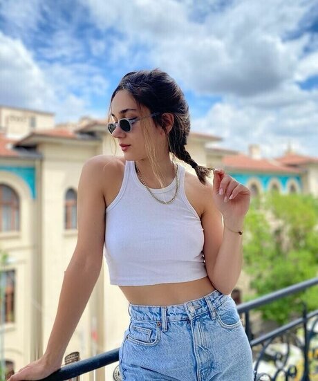 zeynepsedefaydemir xxx only fans