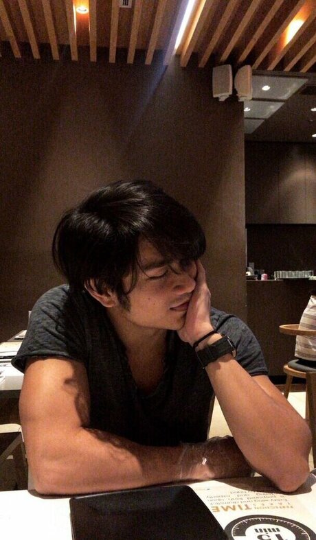 Zac Mat Nahar nude only fans