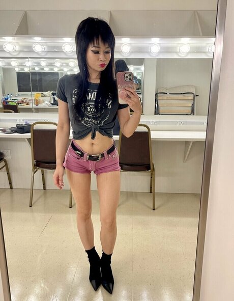 Connie Han onlyfans nude pictures