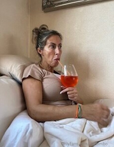 LetzBimbo onlyfans explicit content