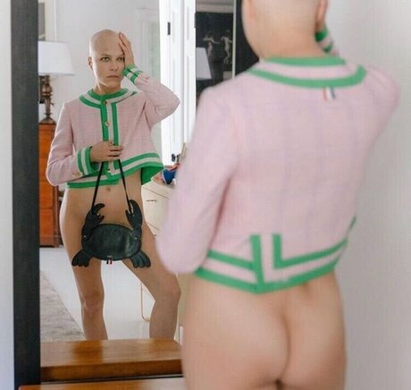 Selma Blair new onlyfans leak