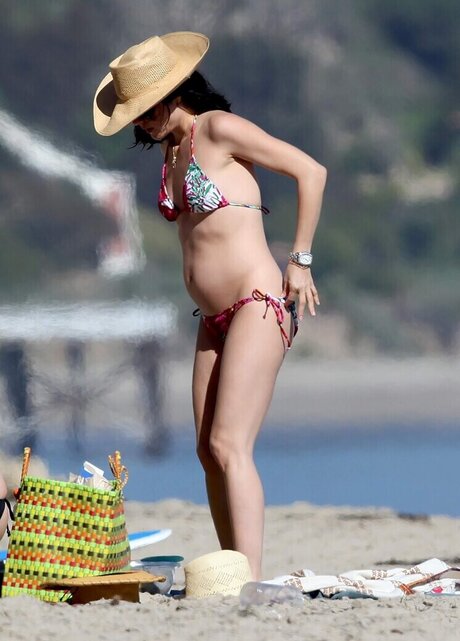 Selma Blair onlyfans leaked porn