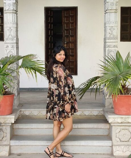 Tulika Snehil onlyfans nide