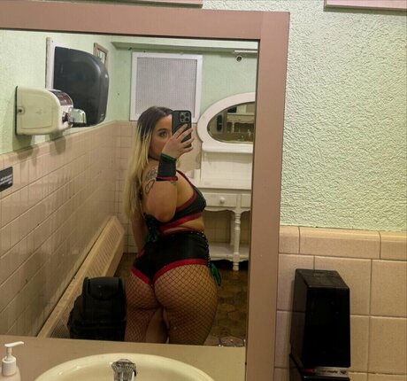 Ivy Malibu onlyfans naked