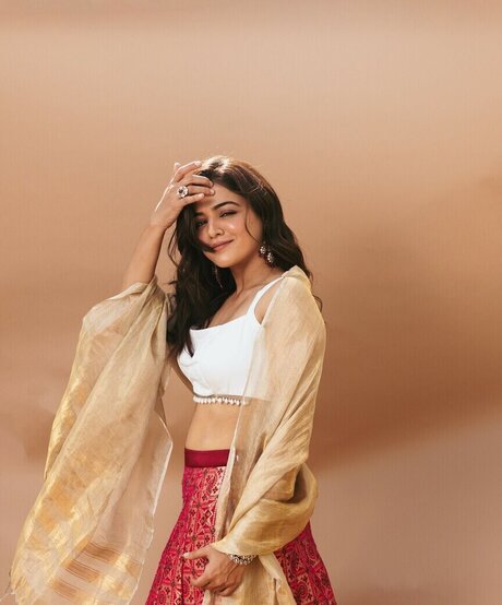 Wamiqa Gabbi naked only fans