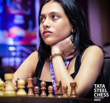 Divya Deshmukh onlyfans boobs