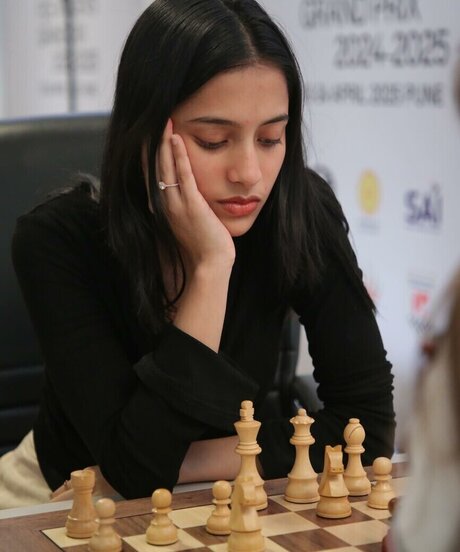 Divya Deshmukh onlyfans tits