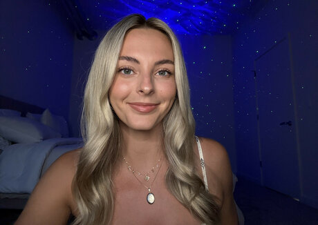 Beez ASMR onlyfans nude leaked