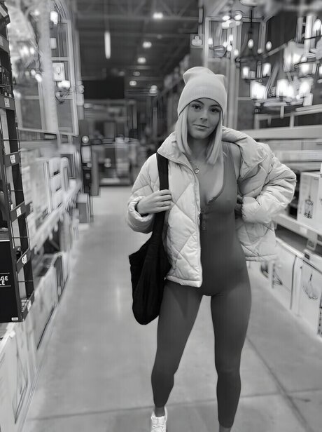 Beez ASMR leaked onlyfans content