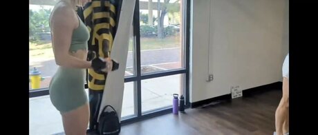 Beez ASMR porn onlyfans leaks