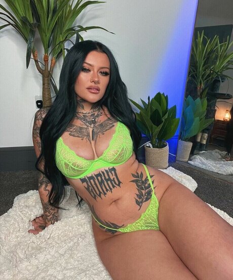 Niamh Velvet onlyfans leaks xxx