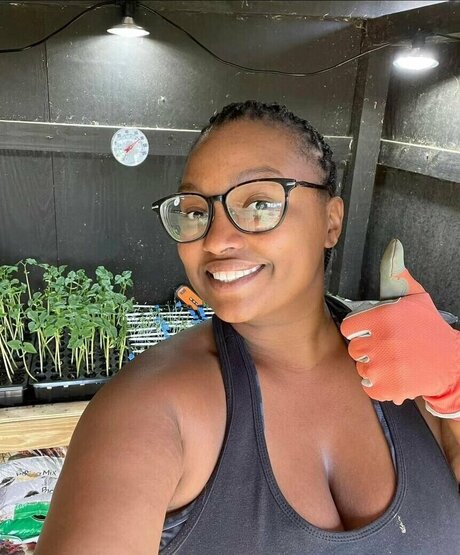 Miaa Sapphire onlyfans free