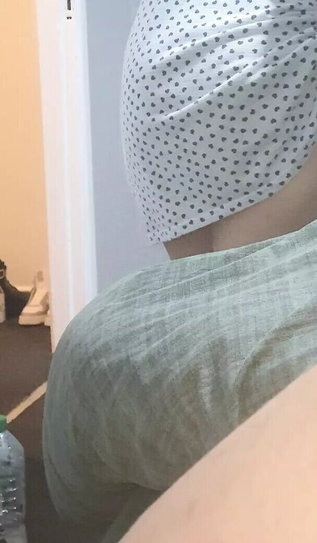 Mini Lilly onlyfans pics