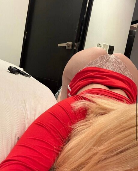 Sofia Alegria onlyfans images