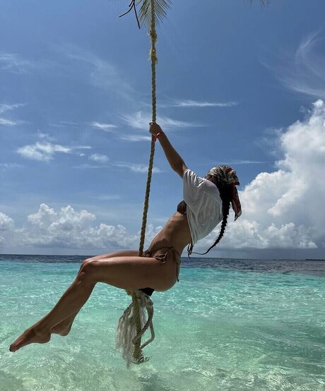 Nina Janova onlyfans leak