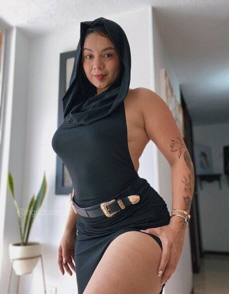 ingridlopez onlyfans star