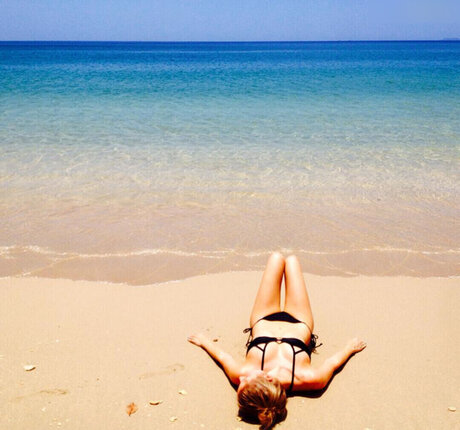 Leonie Hanne onlyfans tits