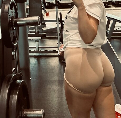 bigasswm onlyfans strip tease