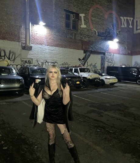 TalkFastEllie onlyfans picture