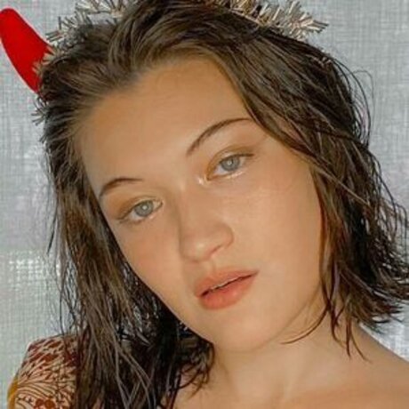 Isa Briones onlyfans strip