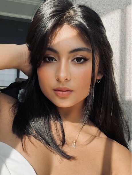 Valeria Guerra onlyfans leaked pictures