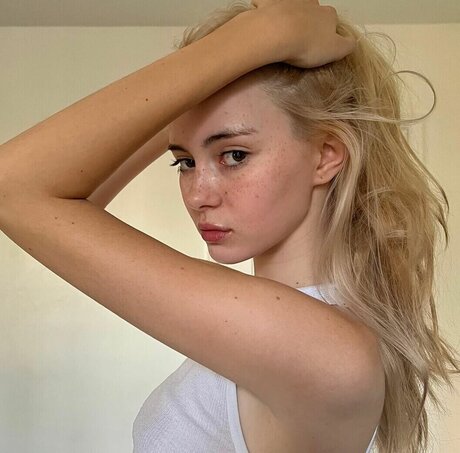 Sephira Lily Street onlyfans leaked tits