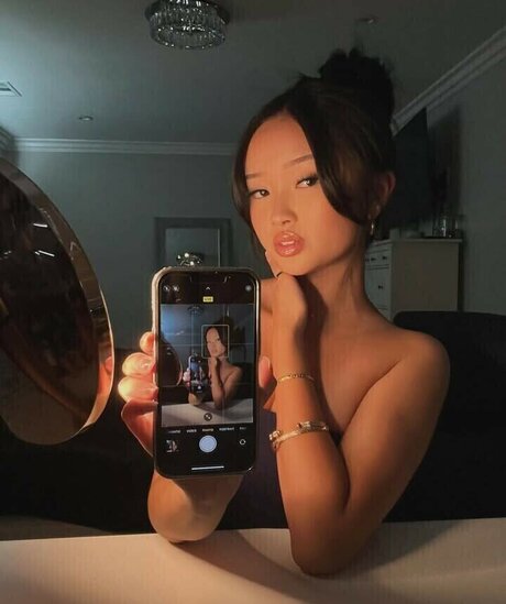 Kaylieee w onlyfans model images