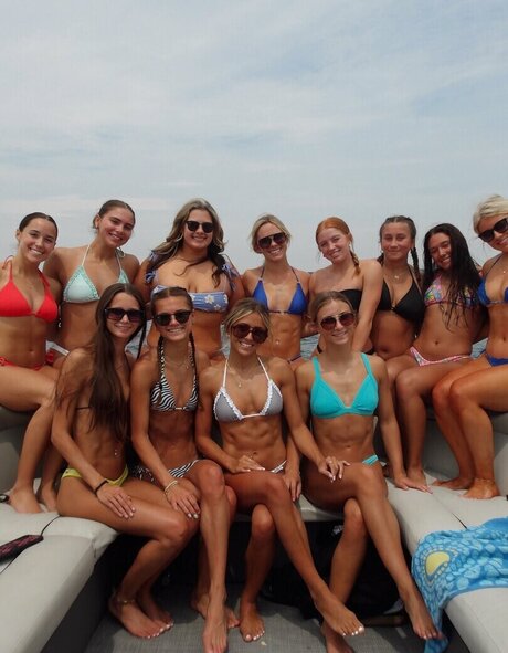 Chloe Rigdon only fans pics