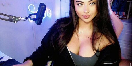 Selenalenaxo onlyfans free content