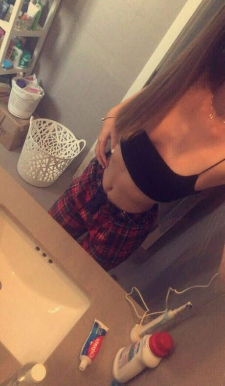 Bratd3mon onlyfans photos