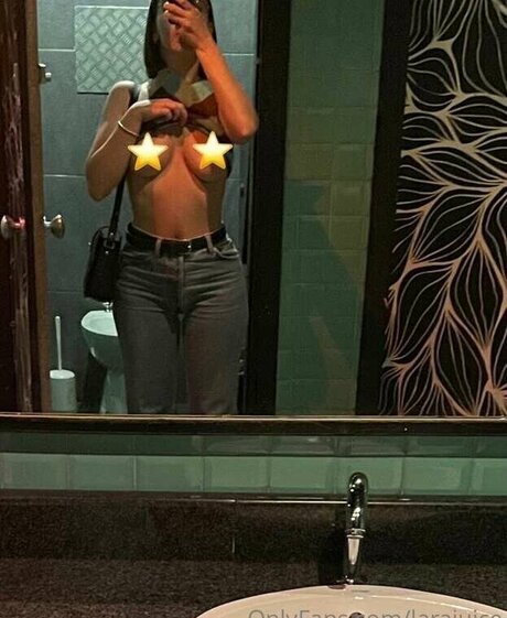 Lara Juice onlyfans model images