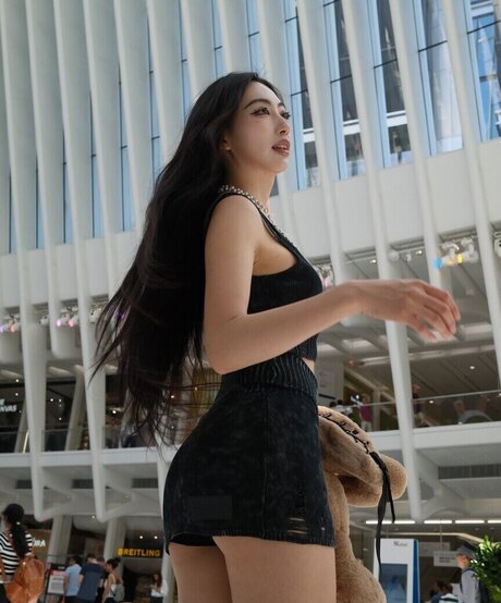 mollyshen onlyfans page