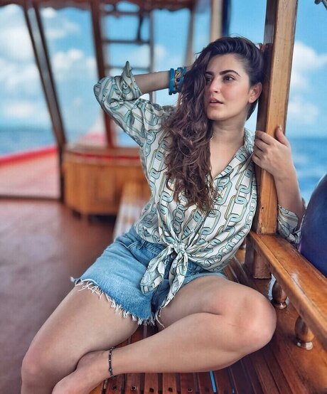 Shivaleeka Oberoi leaked onlyfans.