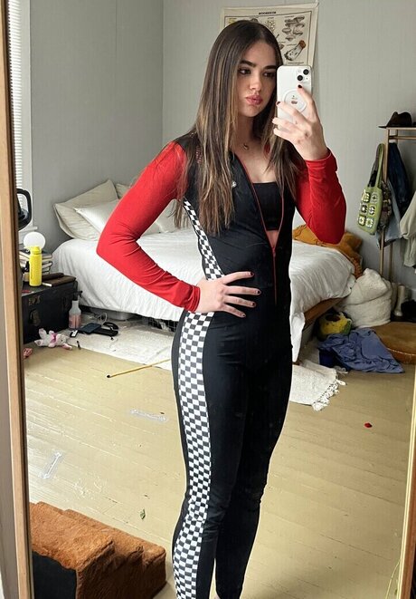 Rose Ruland nude leak onlyfans