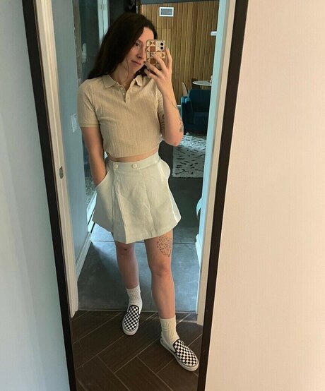 Katie Crutchfield onlyfans nude leak