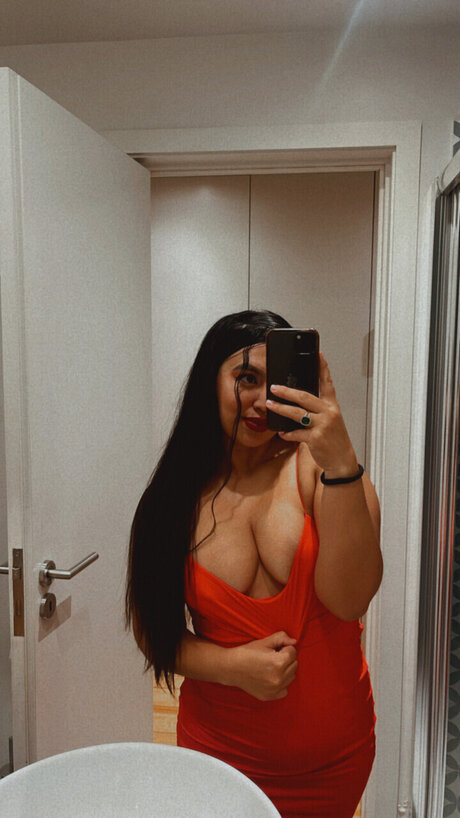 Alenna Films_ feet onlyfans