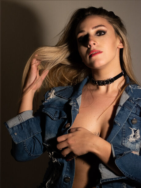 YARA BIG ASS_ leaked onlyfans nudes