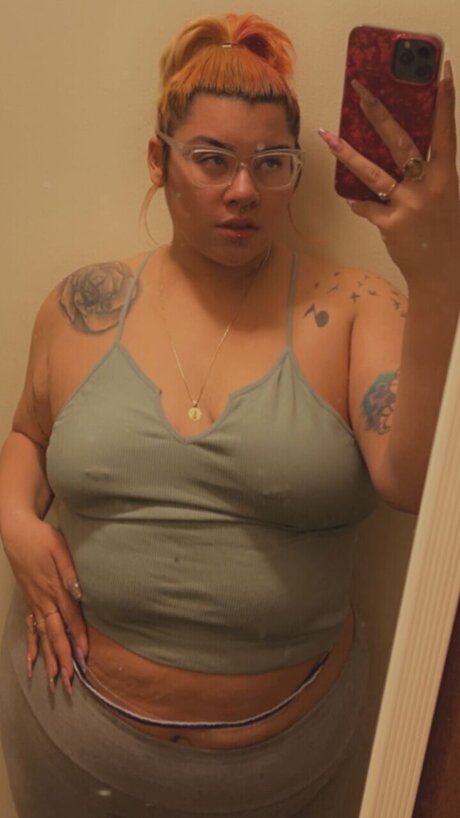 FreakySky32 onlyfans free content