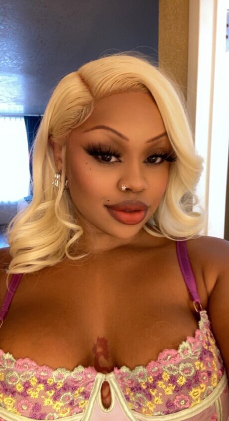 DiscoBarbie only fans leaks porn