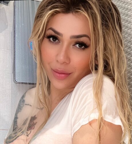 _TS Miss Ella_ only fans pics