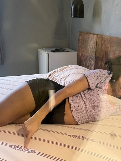 Agatha30 onlyfans onlyfans lean