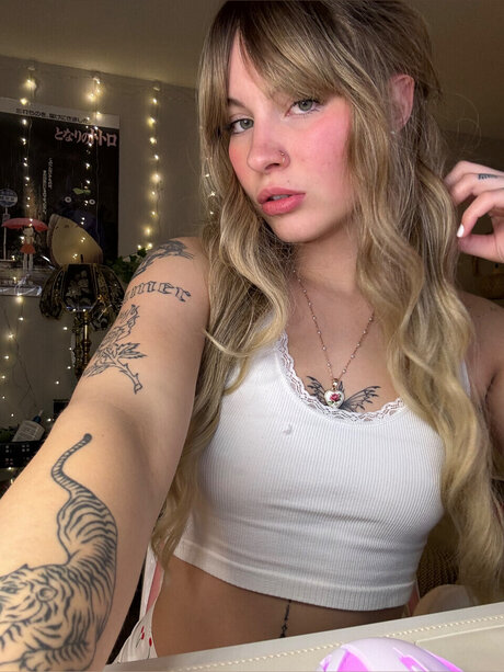 Annie Angelic onlyfans for free